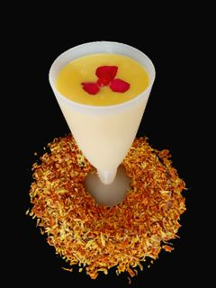મેંગો શેક (Mango Shake Recipe In Gujarati) રેસીપી મુખ્ય ફોટો