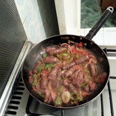 A picture of alexandrian sausage (sodk eskndrany).
