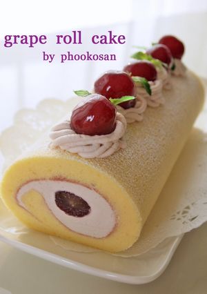 A picture of Kyohou Grape Swiss Roll.
