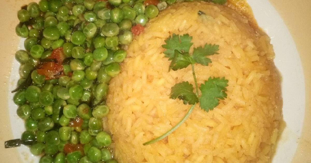 Turmeric rice and peas Recipe by Kemmy Onchangu Cookpad