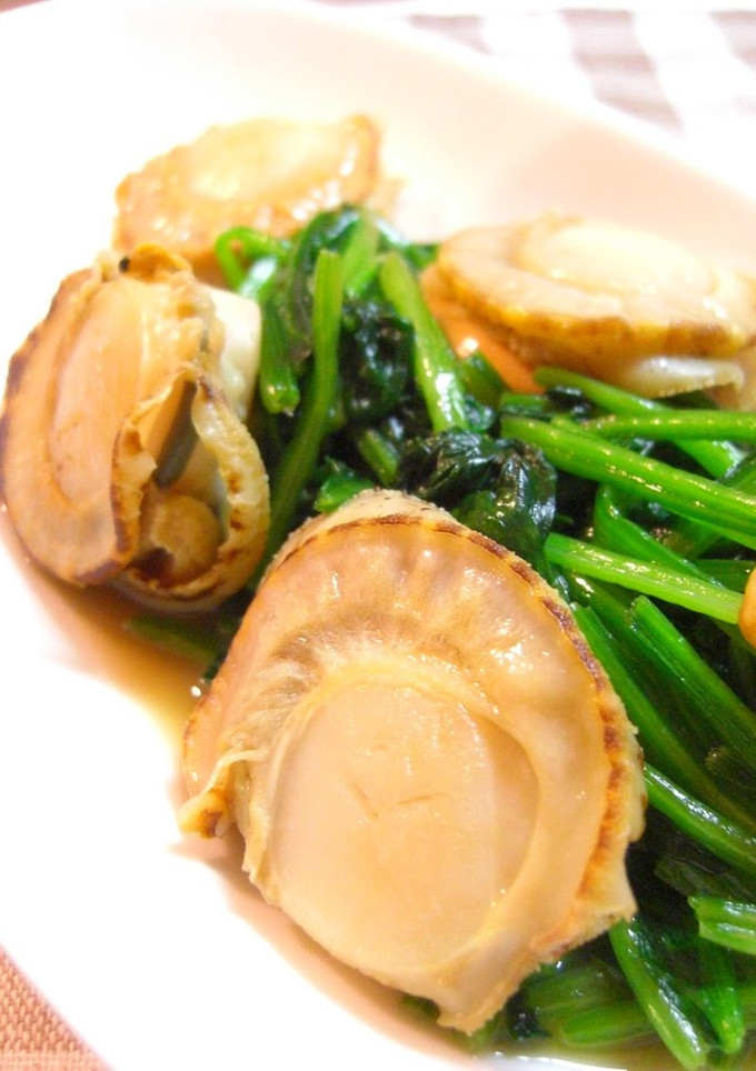 A picture of ✿Stir-fried Scallops and Spinach in Butter Soy Sauce✿.