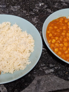 Una foto de Arroz con garbanzos y curry