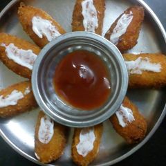 A picture of Vegetable rice cutlet from left over rice.