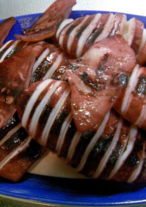A picture of Grilled Squid with Garlic and Soy Sauce Base.