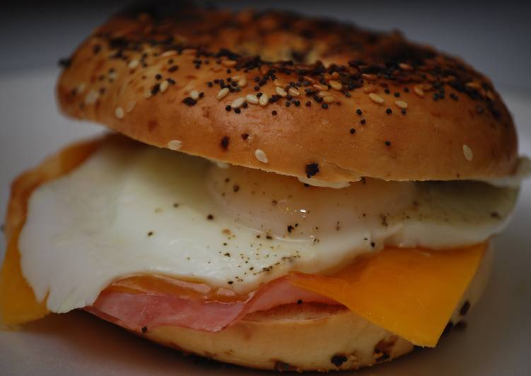 Easiest Way to Prepare Homemade Ham, Egg, &amp; Cheese Bagel Sandwich