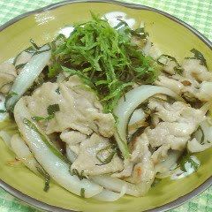 A picture of Stir-Fried Pork with Shiso Leaves.