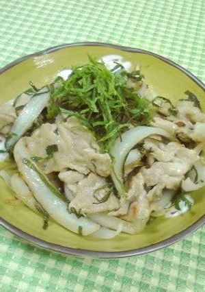 A picture of Stir-Fried Pork with Shiso Leaves.