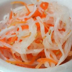 A picture of Super Easy Festive Namasu (Pickled Daikon and Carrots).
