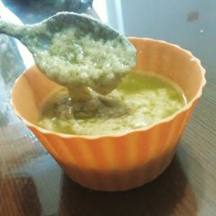 A picture of Avocado & olive oil dressing.