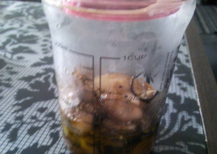 Simple Way to Prepare Favorite Oil Pickled Oysters - Can Be Stored for One Month