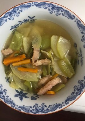 Clear vegetable soup রেসিপির প্রধান ছবি