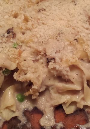 A picture of Old school tuna noodle casserole.