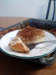 A picture of moist coffee cake.