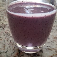 A picture of Blueberry Greek Yogurt Smoothie.