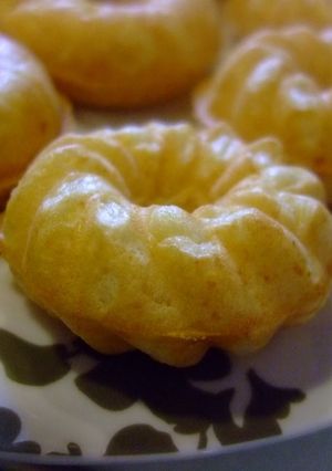 A picture of Baked Mini Tofu Donuts.