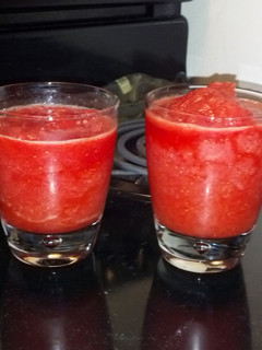 A picture of Fizzy Frozen Strawberry Lemonade.
