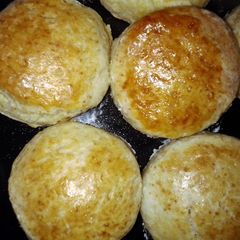 A picture of sweet scone biscuits (Drum Best Recipe Summer 2013).