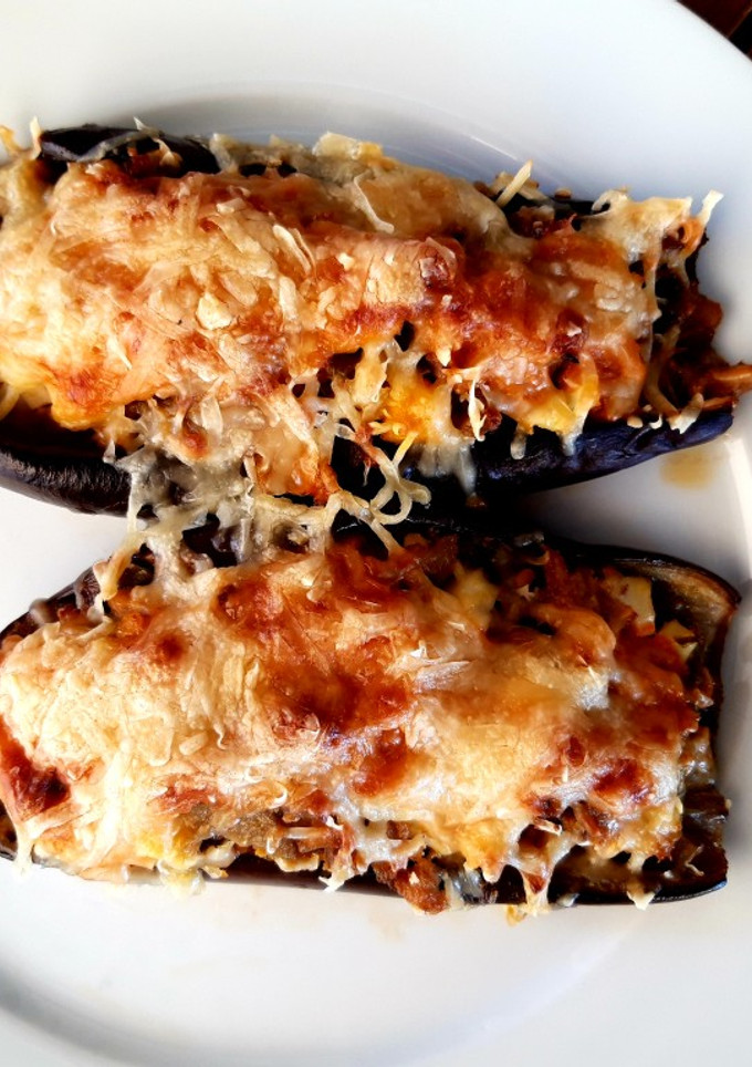 Una foto de Berenjenas rellenas de atún y huevo