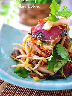 A picture of Bonito and Sweet Onion in Spicy Gochujang Sauce.