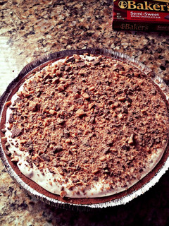 A picture of Candybar pie.