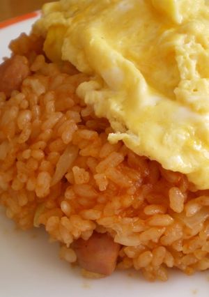 A picture of Omurice with Well-Flavoured Chicken Rice.