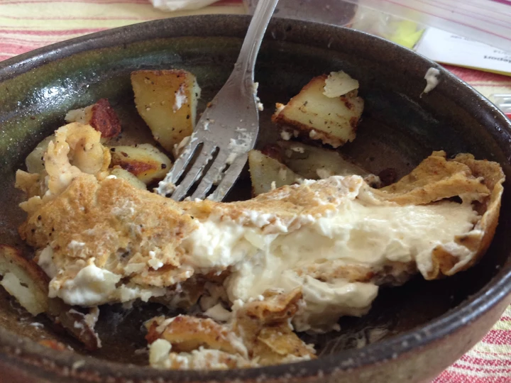 Easy Way Make Cream Cheese Stuffed Egg Omelet the Delicious Appealing
