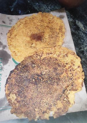बेसन का चीला (Besan ka cheela recipe in hindi) रेसिपी मुख्य फोटो