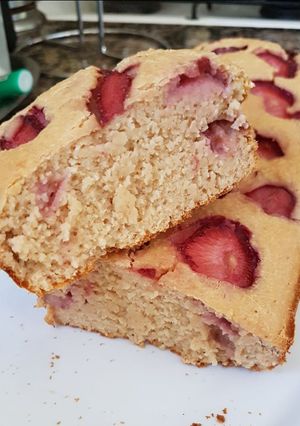 Una foto de Budín light de frutillas