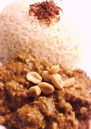 A picture of Beef Rendang: Delicious Malaysian Dish.