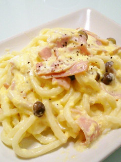 A picture of Udon Carbonara.