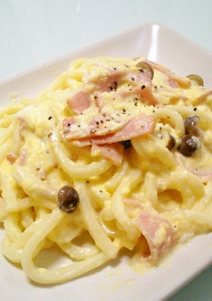 A picture of Udon Carbonara.