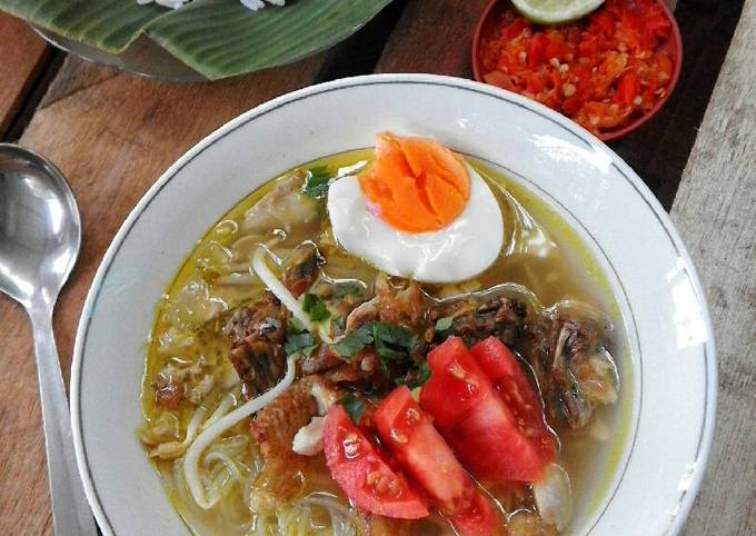 Soto ayam kuah bening