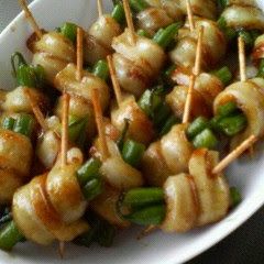 A picture of Chikuwa Wraps with Green Beans.