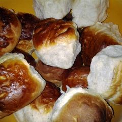 A picture of fresh bread rolls (Drum best recipes).