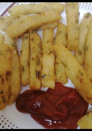 صورة لوصفة أصابع بطاطس مقرمشه ولذيذه جداً 😋😋🍟🍟