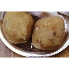 A picture of Sweet Potato Ladoos.