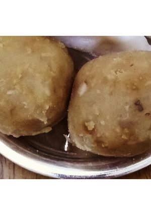 A picture of Sweet Potato Ladoos.