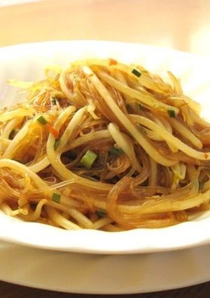A picture of Perfect with Rice! Mapo Cellophane Noodles and Bean Sprouts.