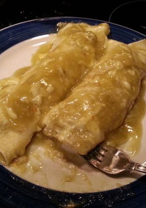 A picture of Green Chile Chicken Enchiladas.