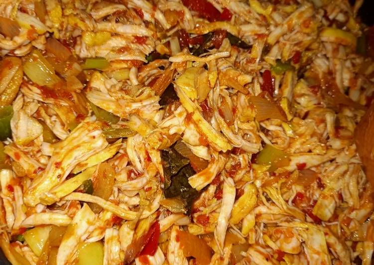 Resep @GURIH Ayam suwir pedas resep masakan rumahan yummy app