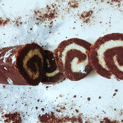 Swiss Roll A picture of Swiss Roll.