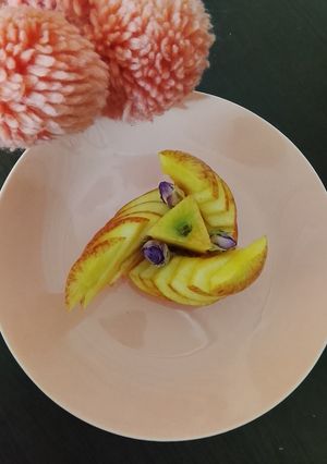 عکسی از دستور میوهآرایی سیب🍎