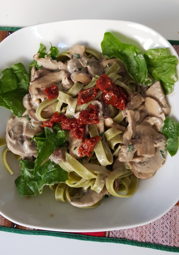 Una foto de Pasta con salsa de setas
