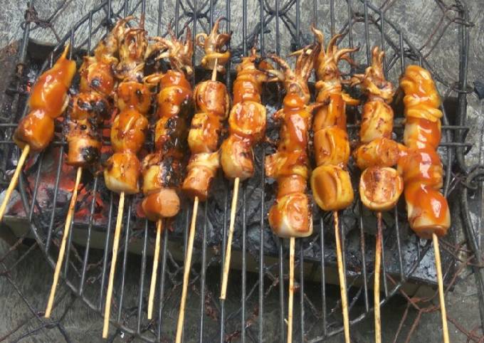Cara Gampang Membuat Cumi sosis bakar ulala yang Menggugah Selera