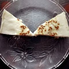 A picture of Kinnathapam(steam cooked cake).