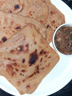 A picture of Layered square paratha.