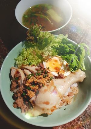 Hình của món Hủ Tiếu Gà Trộn.