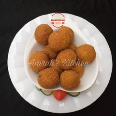 A picture of Potato balls.