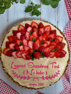Foto resep Layered Strawberry Tart - No bake