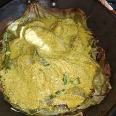 A picture of Boal macher (helicopter cat fish) patai bhaja.